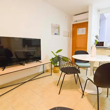 Letmalaga Economy Young Clemens Apartment *