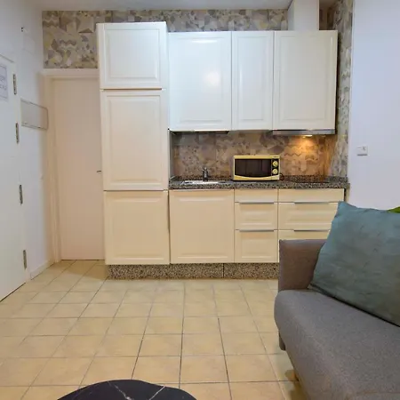 Letmalaga Economy Young Clemens Apartment